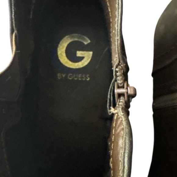 Guess Dark Brown Ankle Booties-NWOT - Picture 3 of 7